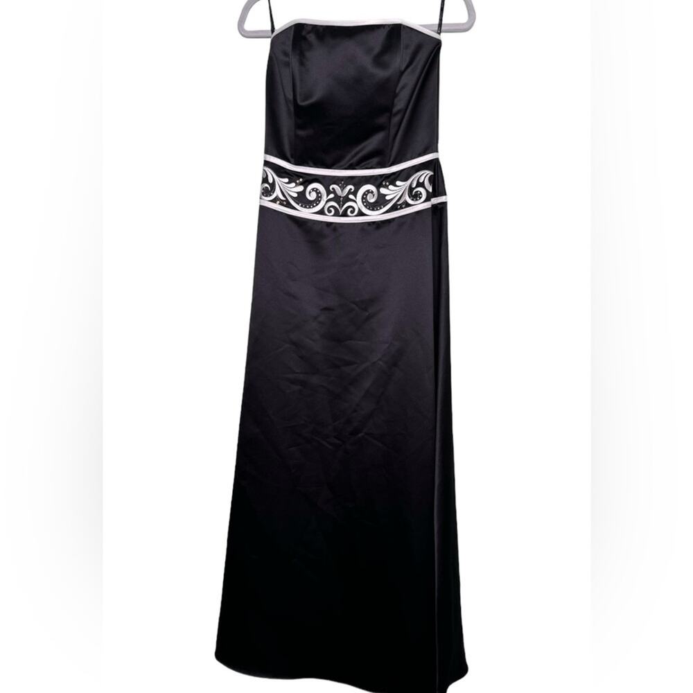 Scott McClintock Formal Strapless Gown with Embellished Waist Trim Size 8